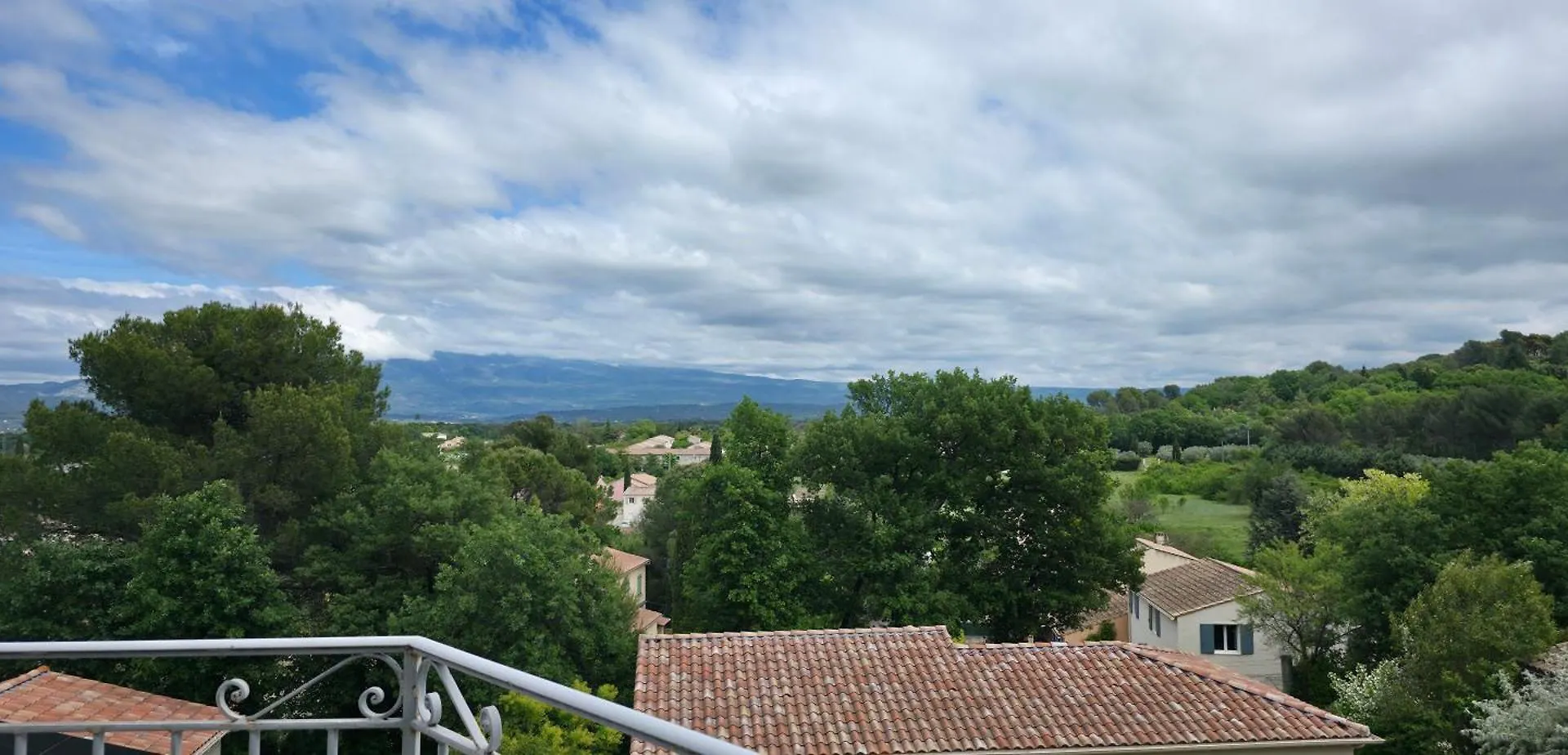 Villa Les Dentelles de Montmirail à Carpentras 0*,